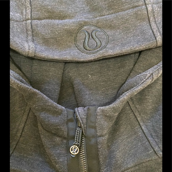 Lululemon Full Zip Hoodie Women’s Size 8 - Picture 3 of 7